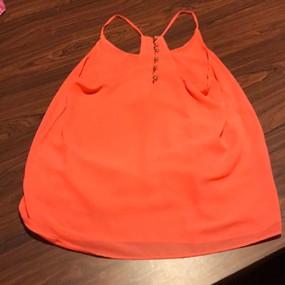 Tank top! - Picture 2 of 3